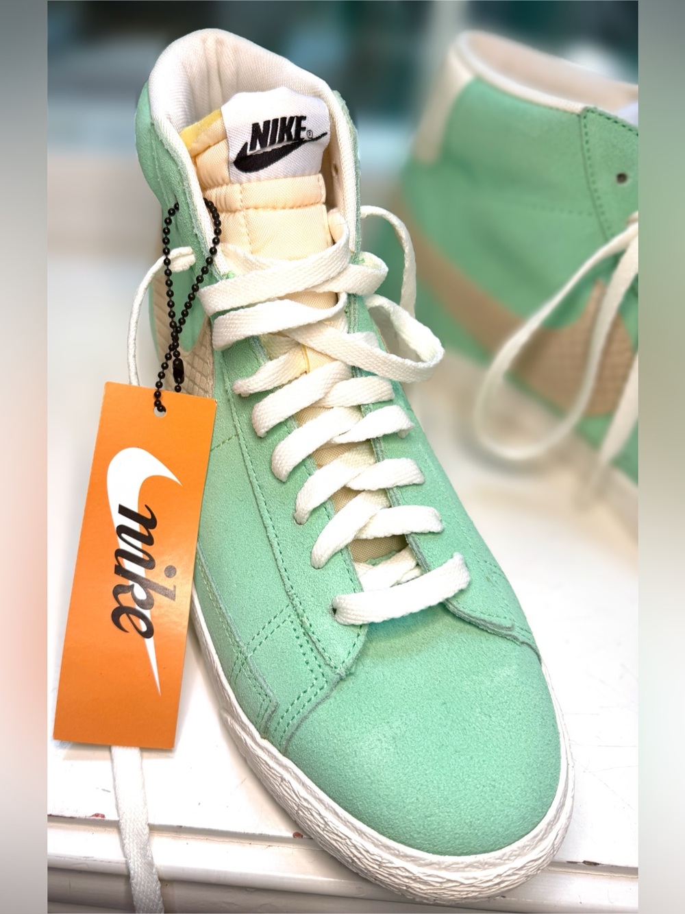 Nike Blazer Mid Tops Premium Vintage QS Lt Poison Green Suede, Sz 10.5 (b. 1972)